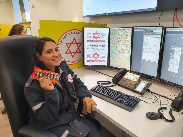 ממתיקים את מד"א. (צילום: ששי מוהדב). 