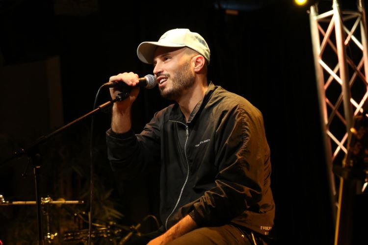 עדכונים חמים מהביצה ועוד…
