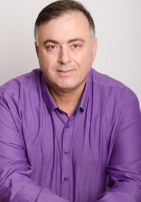 דניאל