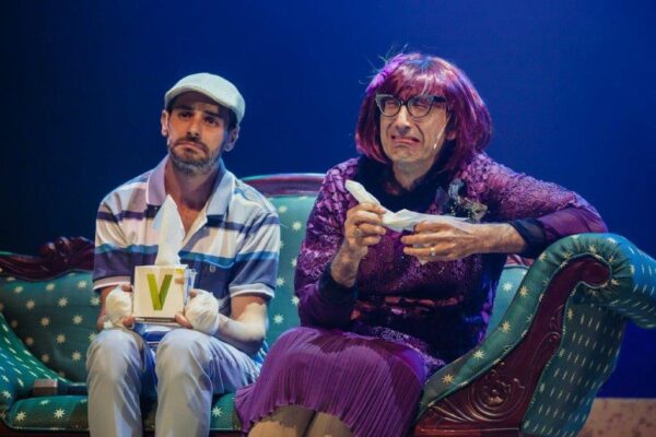 פיפטי פיפטי פיפטי – מצחיקה ומעוררת מחשבה