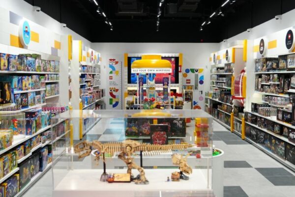 עולם של יצירתיות: חנות LEGO חדשה נפתחה בקניון עזריאלי אילון