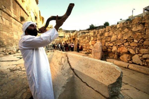 כוכב תשרי: סיור סליחות בירושלים