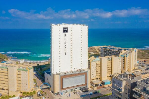 האם מלון ג׳ייקוב ריזורט חדרה עמד בסטנדרטים שהבטיח?