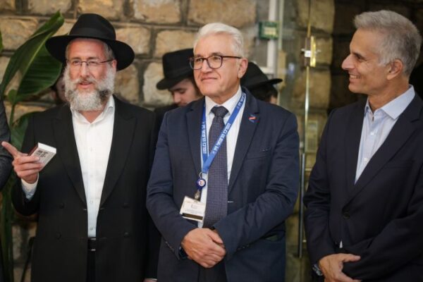 עדכונים חמים מהביצה ועוד…