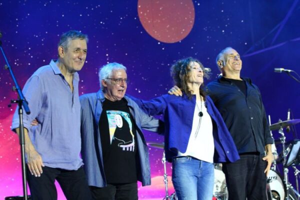 רביץ, גוב, רכטר וברוזה שוב על הבמה: מופע האיחוד של הכבש השישה עשר כבש את הקהל