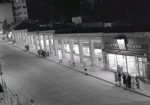 רשת המשביר לוקחT את המדינה בסיבוב