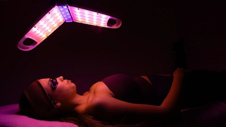 Cell Light: להאיר את העור