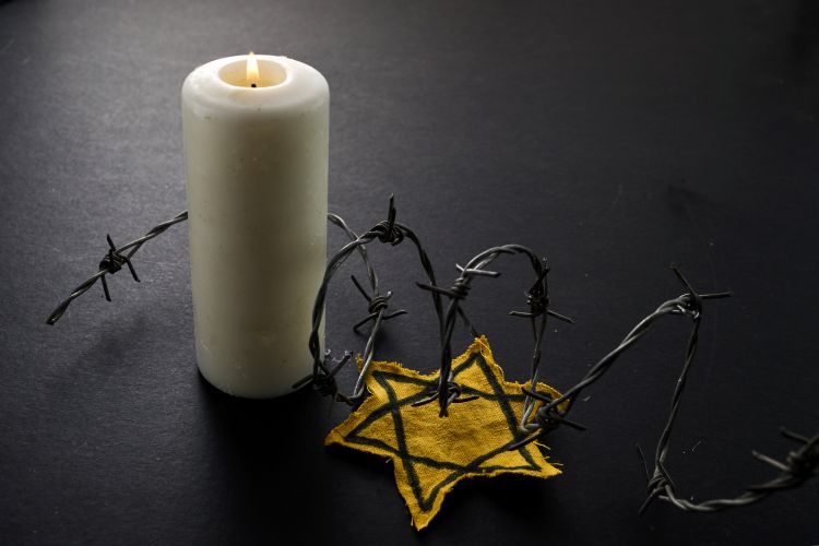 פחות מ־107 אלף ניצולי שואה נותרו בישראל – ובממוצע כ־33 מהם נפטרים מדי יום